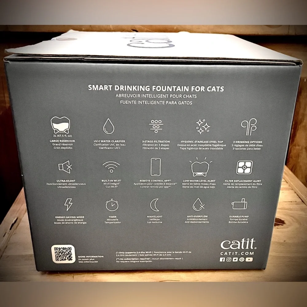 NWT • Catit • PIXI• Smart Drinking Fountain • For Cats
